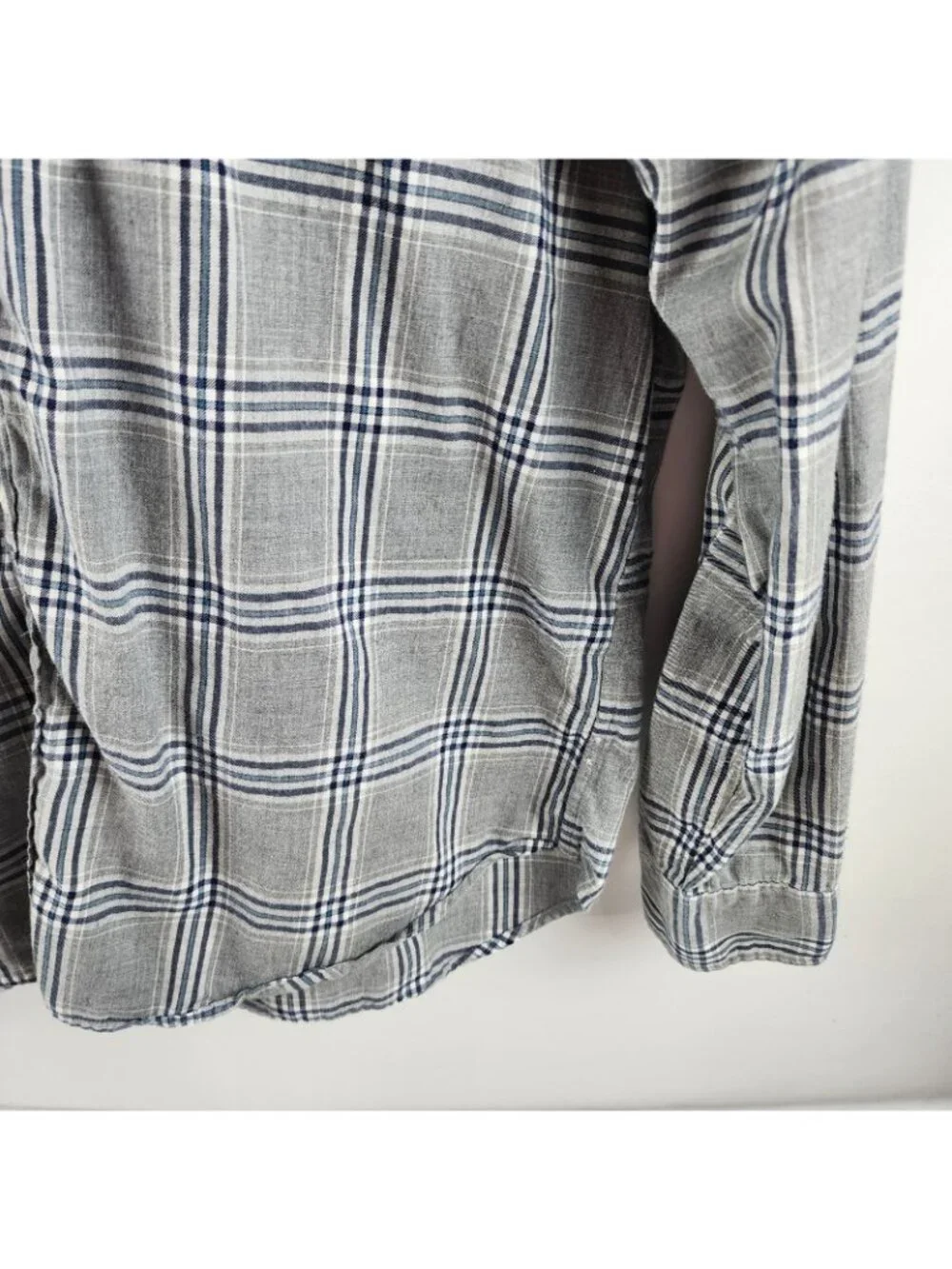 J. Crew Shirt Mens XL Navy Gray Slim Fit Plaid L/S Button Down Collar Button Up